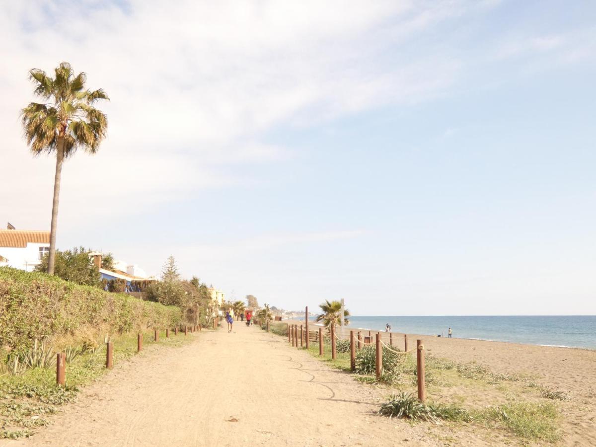 Top Floor Apartment Close To Beach Torre de Benagalbon Zewnętrze zdjęcie
